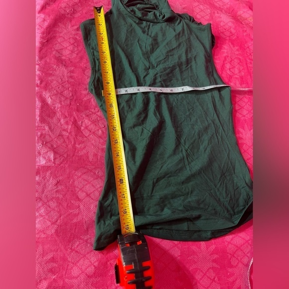 Avanova Hunter Green Women's Ruched Mock-Neck Top - Size XS - Picture 6 of 6